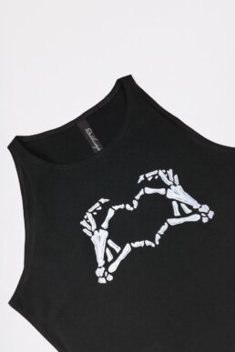 Detail of a Black sleeveless crop top with creepy and cute heart-shaped skeleton hands